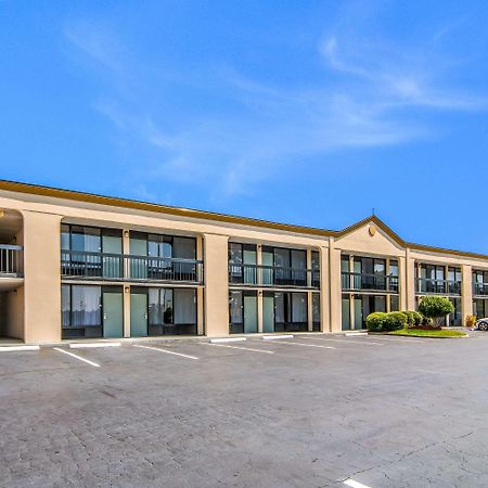 Quality Inn Suwanee I-85 Exterior photo