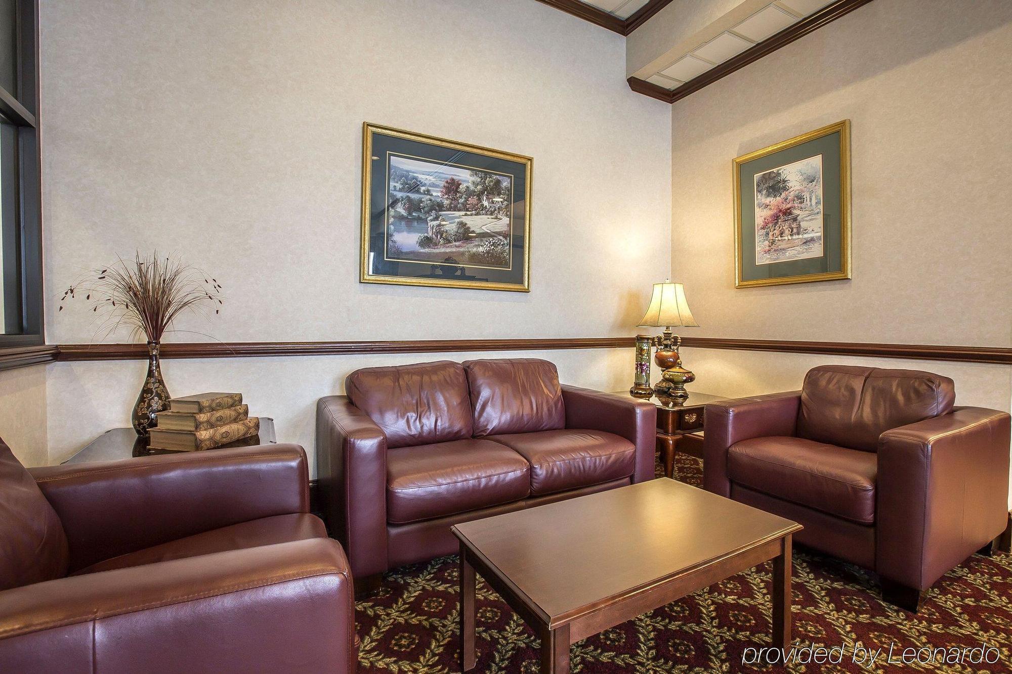 Quality Inn Suwanee I-85 Exterior photo