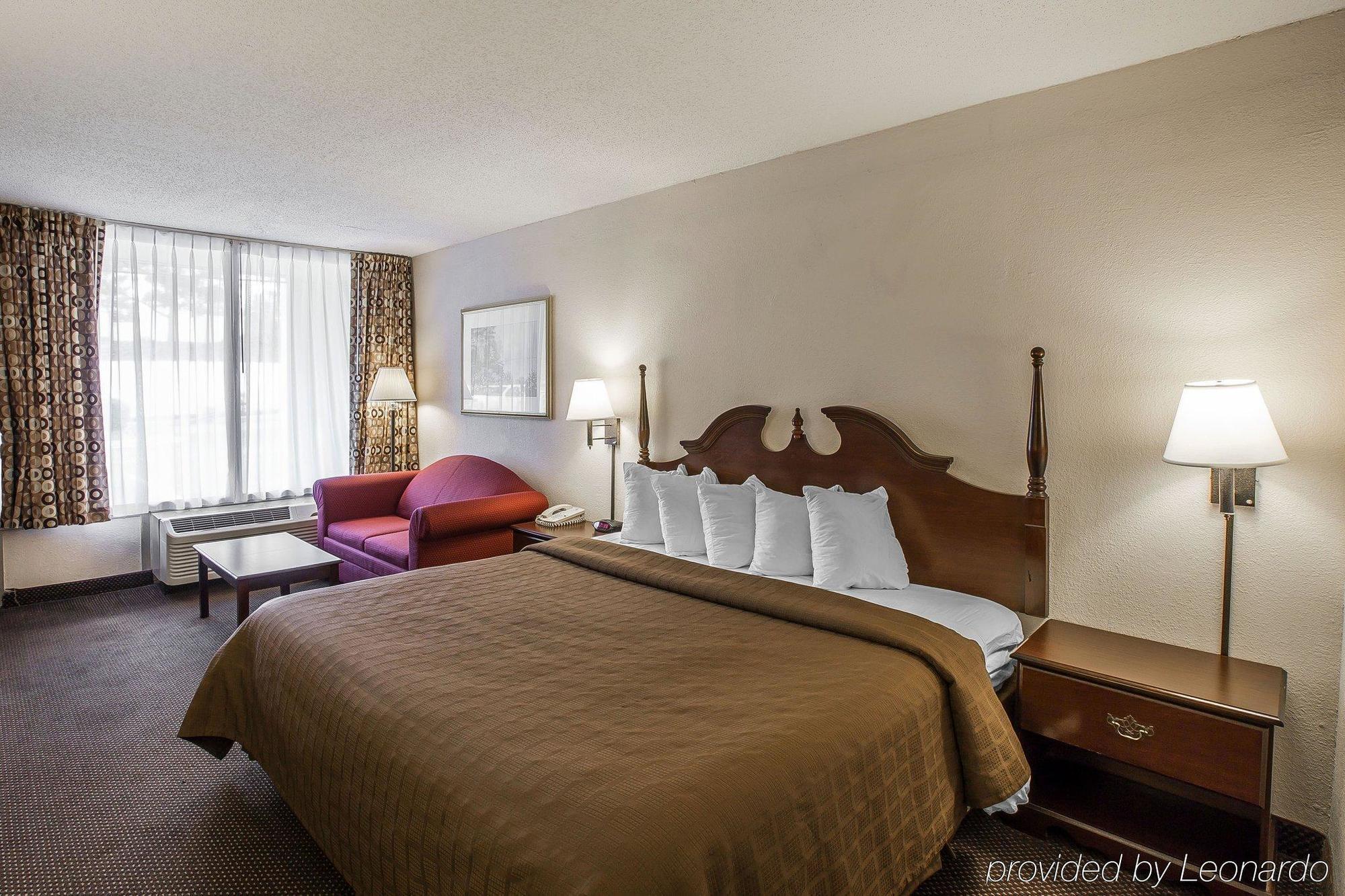 Quality Inn Suwanee I-85 Exterior photo