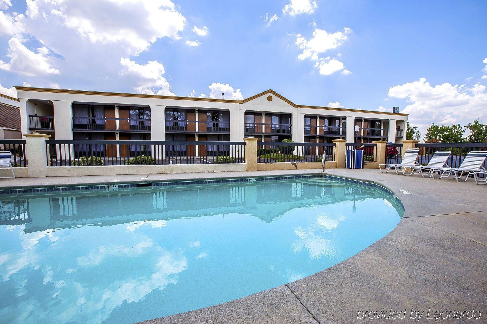 Quality Inn Suwanee I-85 Exterior photo